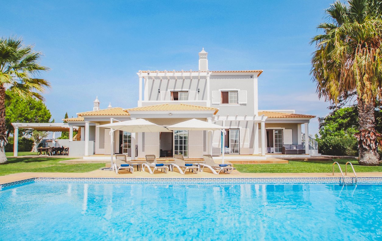 Villa with Private Pool and BBQ - 13779